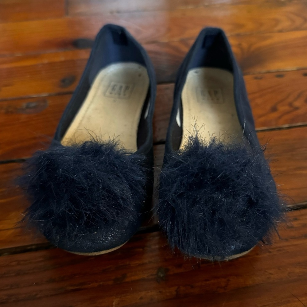 Gap Blue Galaxy Fur Pom Pom Ballet Flats Size 2 Little Girls